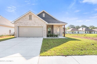 314 Dunwoody Ct in Carencro, LA - Building Photo - Building Photo