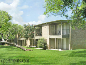 Pecan Valley  Golf Apartments in San Antonio, TX - Building Photo - Building Photo