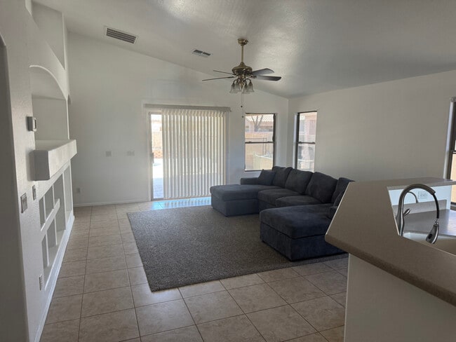1537 E Alba Dr in Casa Grande, AZ - Building Photo - Building Photo