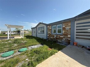 10546 Hames Rd in Pilot Point, TX - Building Photo - Building Photo