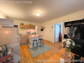 40 Linden Ave, Unit 1 in Somerville, MA - Building Photo