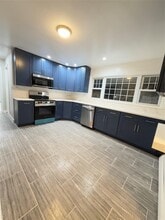 39 Alpine Ln in Hicksville, NY - Building Photo - Building Photo