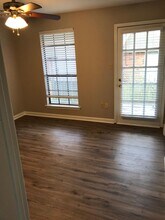 4376 Stumberg Ln in Baton Rouge, LA - Building Photo - Building Photo