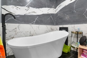 737 Jackson Ave in Elizabeth, NJ - Building Photo - Building Photo