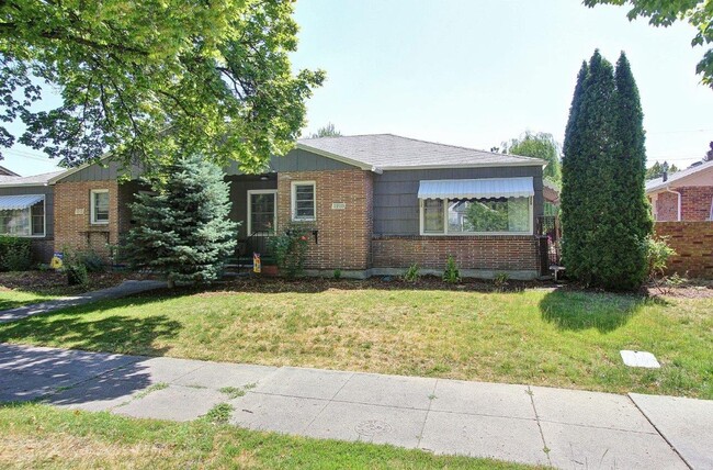 property at 1210-1212 N 20th St