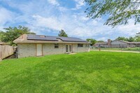 931 Fruitvale Dr photo'