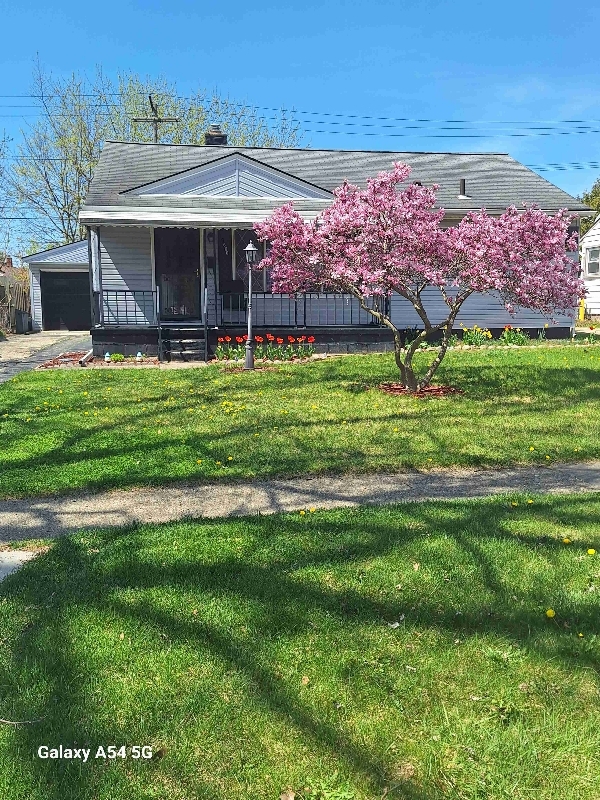 property at 1660 S Harris Rd