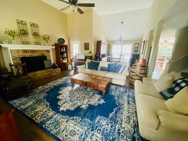 319 Ruckel Dr in Niceville, FL - Building Photo - Building Photo