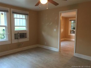 120 NE 1st Ave-Unit -3 in Delray Beach, FL - Building Photo - Building Photo