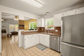 2810 Goldbridge Dr in Austin, TX - Building Photo - Building Photo