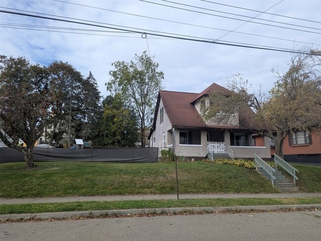 property at 309 Squires Ave