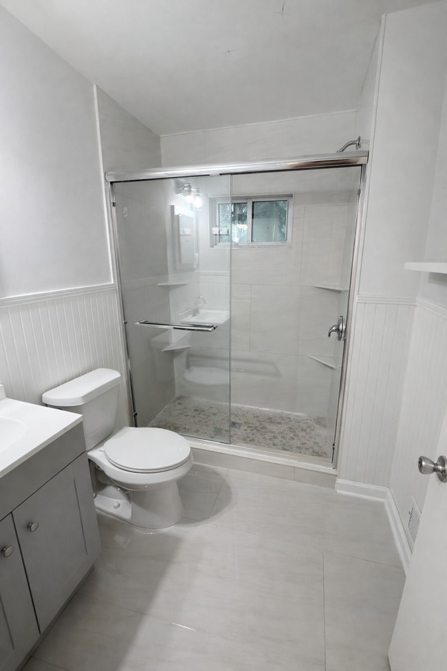 1127 Clifton Rd N E in Atlanta, GA - Building Photo - Building Photo