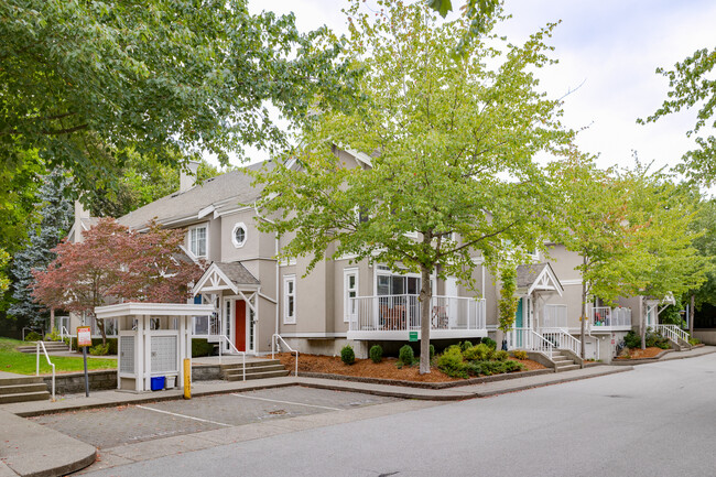 Hawthorne Gate in Port Coquitlam, BC - Building Photo - Building Photo