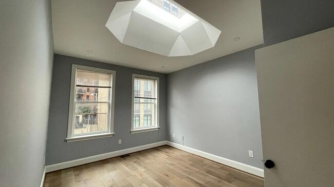 1115 1/2 5th St NW in Washington, DC - Building Photo - Building Photo