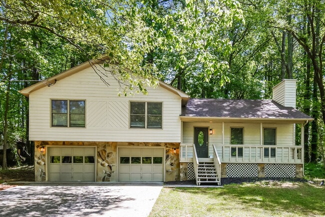 property at 2984 Leasa Ct
