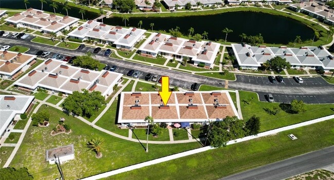 4337 Tahitian Gardens Cir in Holiday, FL - Building Photo - Building Photo