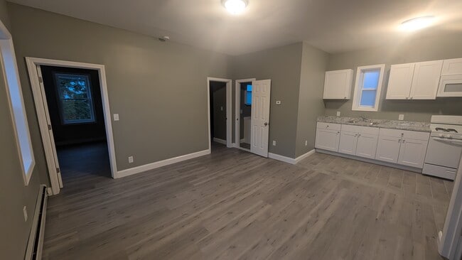 77 MacArthur Ave, Unit 2