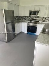 3044 NW 49th St in Miami, FL - Building Photo - Building Photo