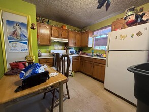 2015 Park St in Laredo, TX - Building Photo - Building Photo