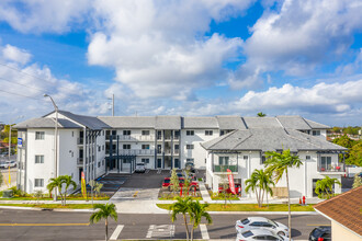 Nueva Aventura in Hialeah, FL - Building Photo - Building Photo