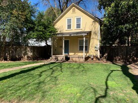 1111 Hazel St in Chico, CA - Building Photo