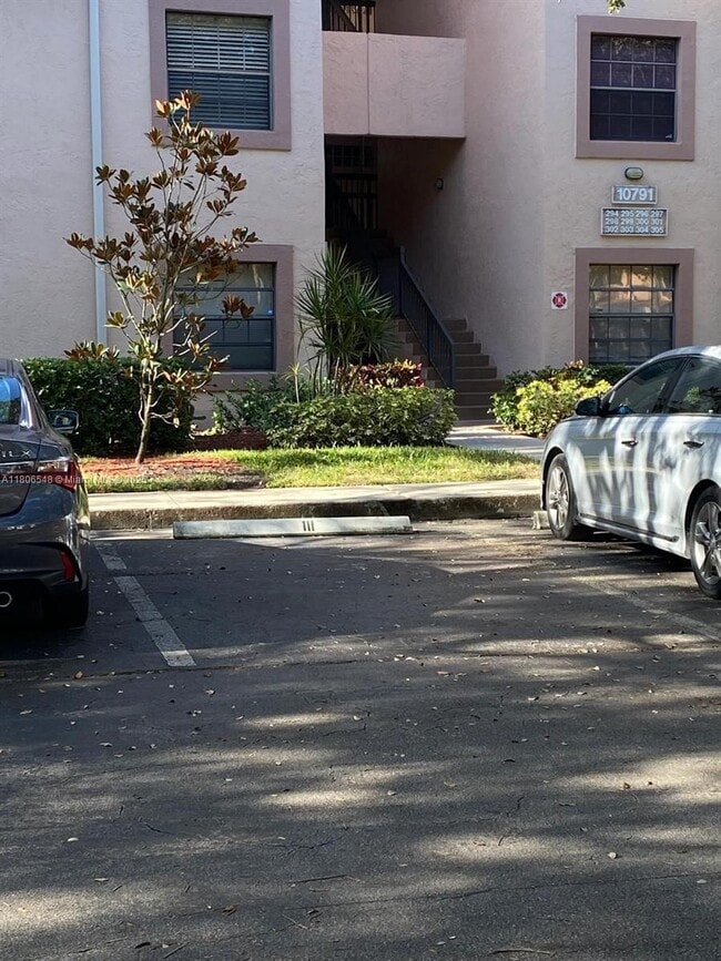 10791 NW 14th St, Unit 298 in Plantation, FL - Building Photo - Building Photo