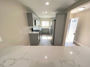 5217 Tipton St in San Diego, CA - Building Photo - Building Photo