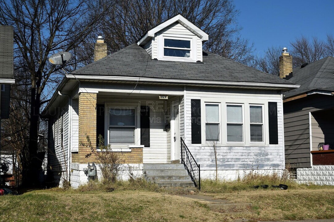 1793 W Lee St in Louisville, KY - Building Photo