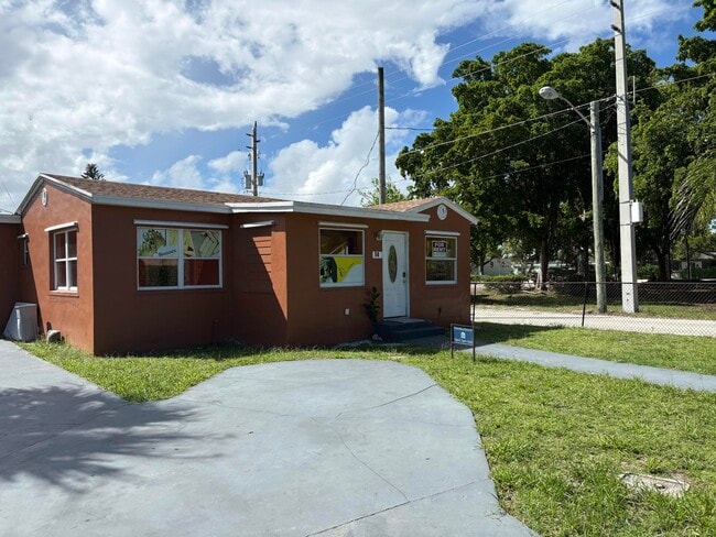 property at 14 SW 11th Ave