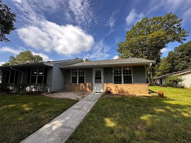 property at 465 Oldham Ct