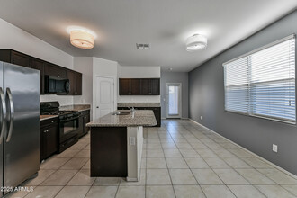 29925 W Whitton Ave in Buckeye, AZ - Building Photo - Building Photo