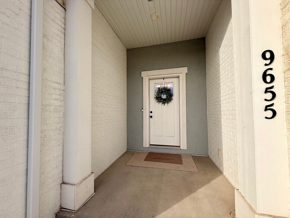 9655 N Aaron Ave in Eagle Mountain, UT - Building Photo