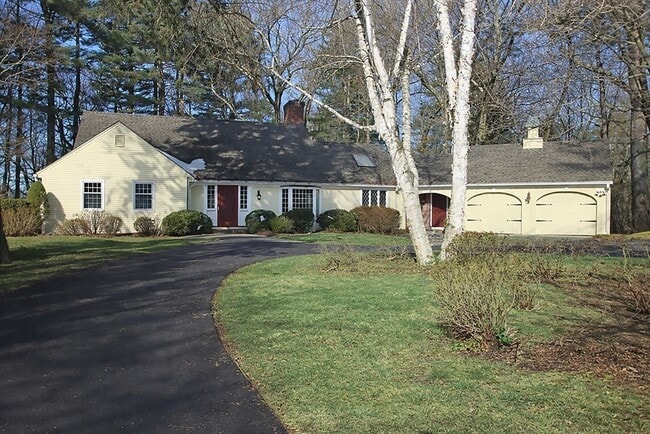 74 Prynne Ridge Rd in Longmeadow, MA - Building Photo - Building Photo