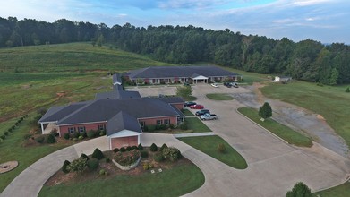 Rose Ella Village in Dover, TN - Foto de edificio - Building Photo