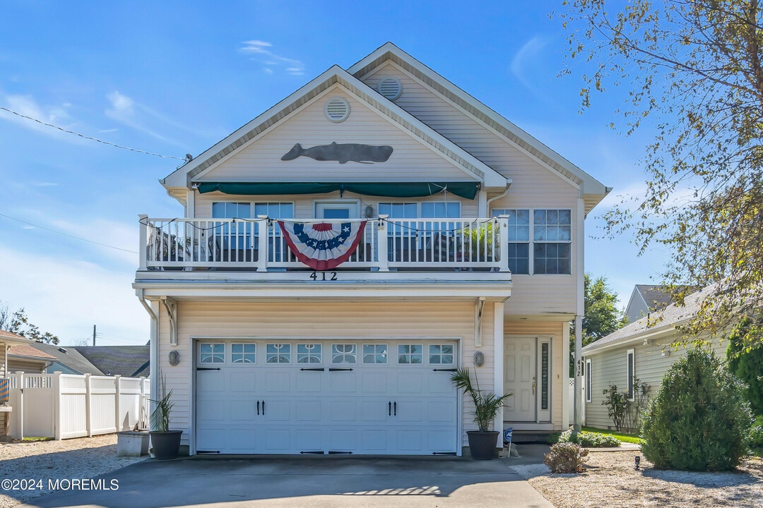 412 Broadway in Point Pleasant Beach, NJ - Building Photo