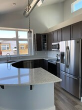 909 Blondel St in Fort Collins, CO - Foto de edificio - Building Photo