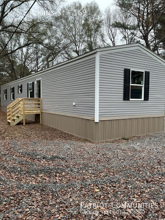 property at 475 E Robins St