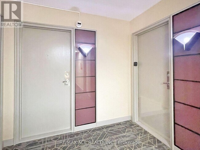 88 Corporate Dr in Toronto, ON - Building Photo - Building Photo