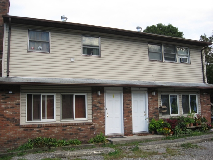 154 Kingston Ave in Wurtsboro, NY - Building Photo