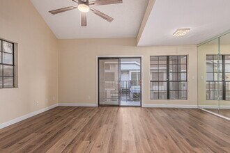 8888 N 47th Ave in Glendale, AZ - Foto de edificio - Building Photo