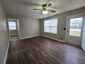 310 Barkwood Dr in Clarksville, TN - Building Photo - Building Photo