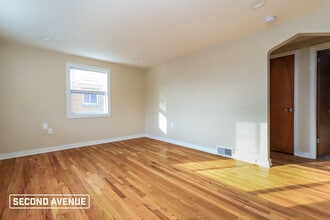 1220 Commonwealth Ave in Homestead, PA - Building Photo - Building Photo