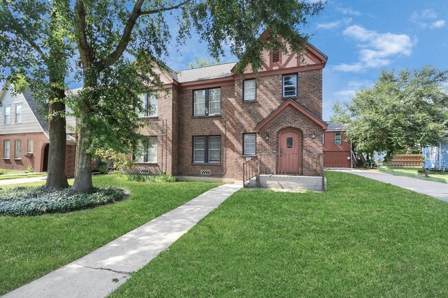property at 4326 Jefferson St