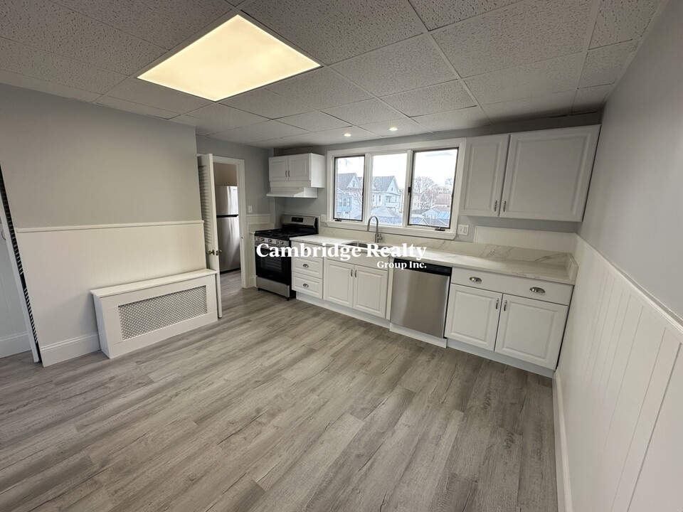 44 Watts St, Unit 2 in Malden, MA - Building Photo
