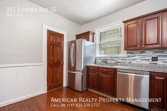 303 Eureka Ave SE in Grand Rapids, MI - Building Photo - Building Photo
