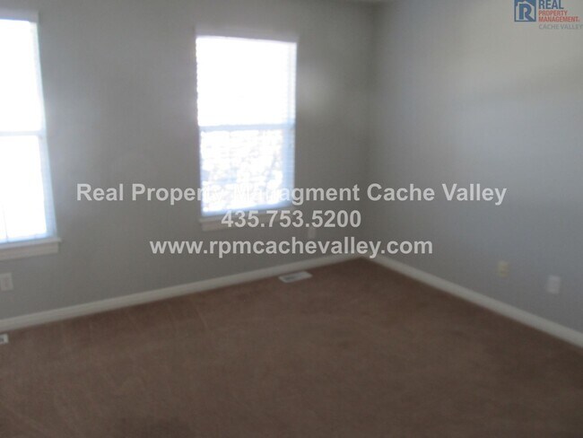 property at 332 Spring Creek Pkwy