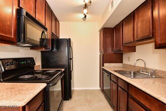 3600 Hayden Rd in Scottsdale, AZ - Foto de edificio - Building Photo