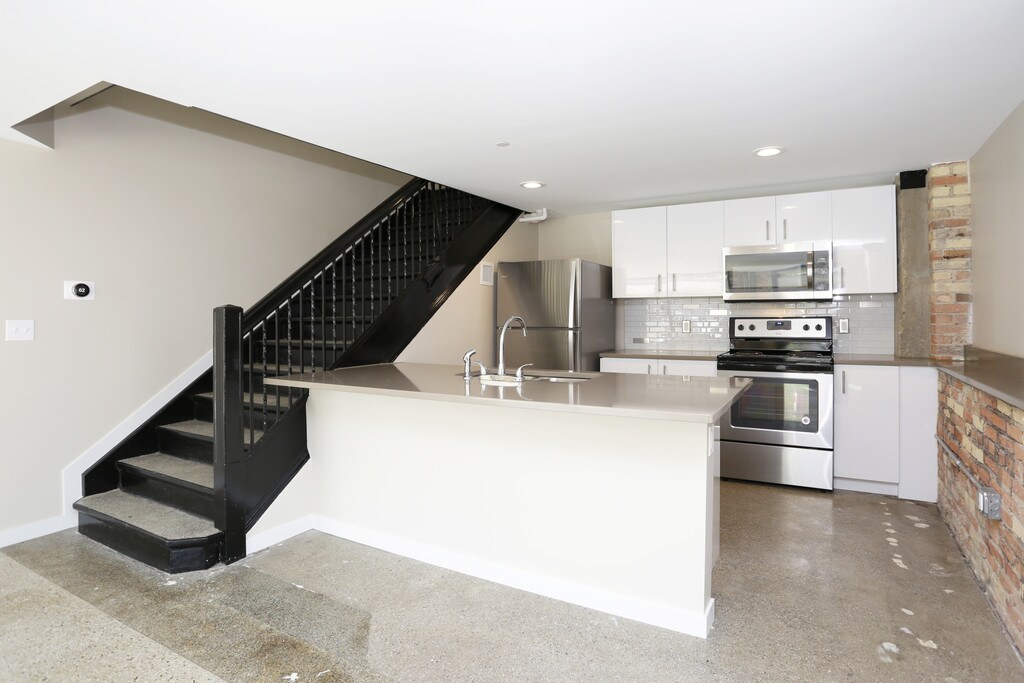 Firestone Lofts Apartments in Grand Rapids, MI