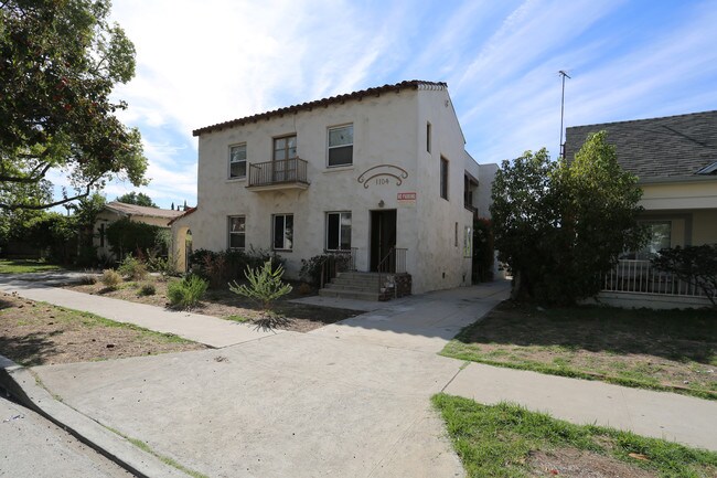 1104 E Harvard St in Glendale, CA - Building Photo - Building Photo