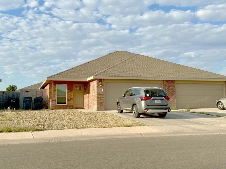 5611 Jarvis St, Unit A in Lubbock, TX - Building Photo